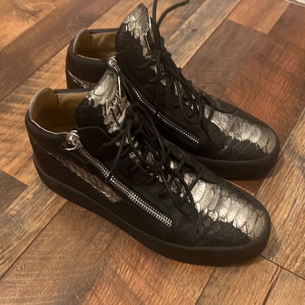 Zanotti mens shoes size 43 EU 9,5 us  worn just one time. Like new